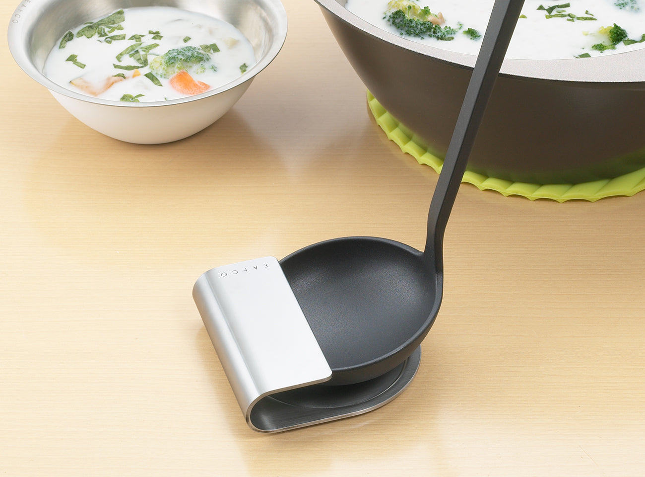 Eatoco Oki ladle stand - Made In Japan
