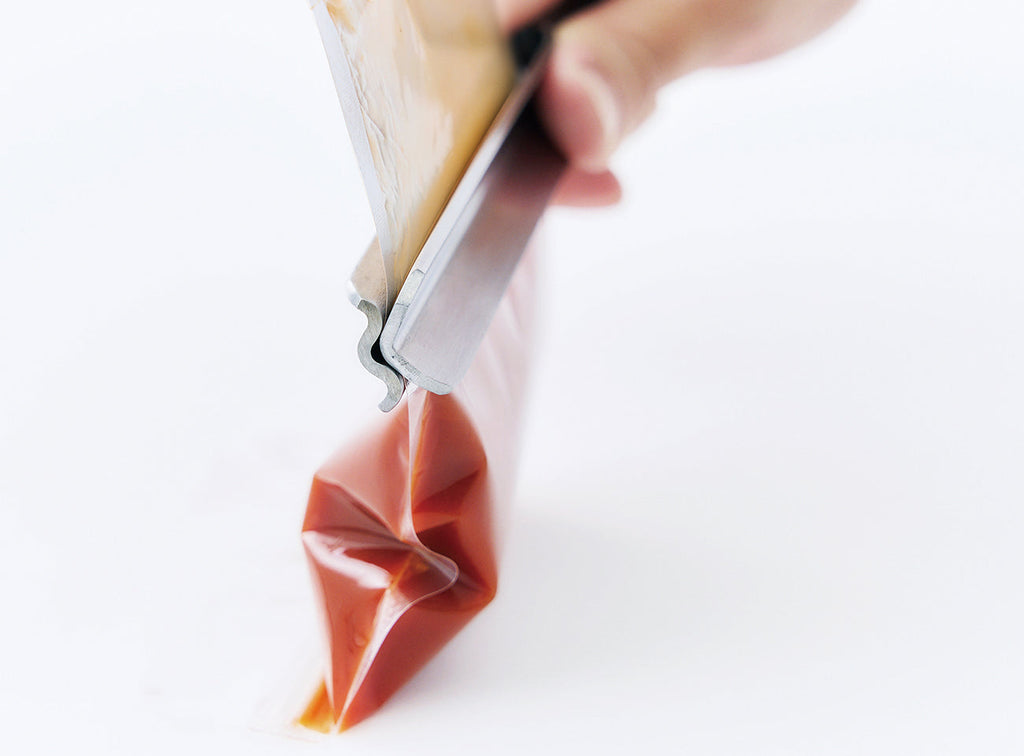Eatoco Shibolu Japanese kitchen tongs – Made in Japan